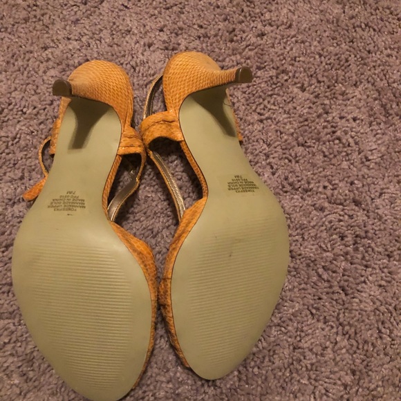 Nine West - Picture 4 of 5